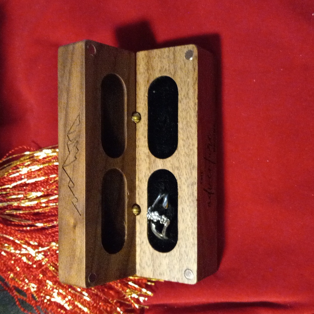 Ring bearers box. - Picture 3 of 5